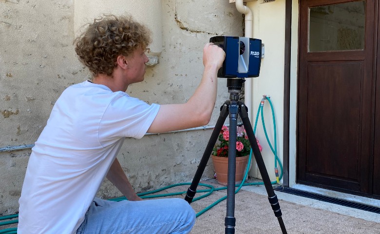 Ugo Gonsolin, jeune dirigeant d’Iso Home dans les Alpes-de-Haute-Provence (04)